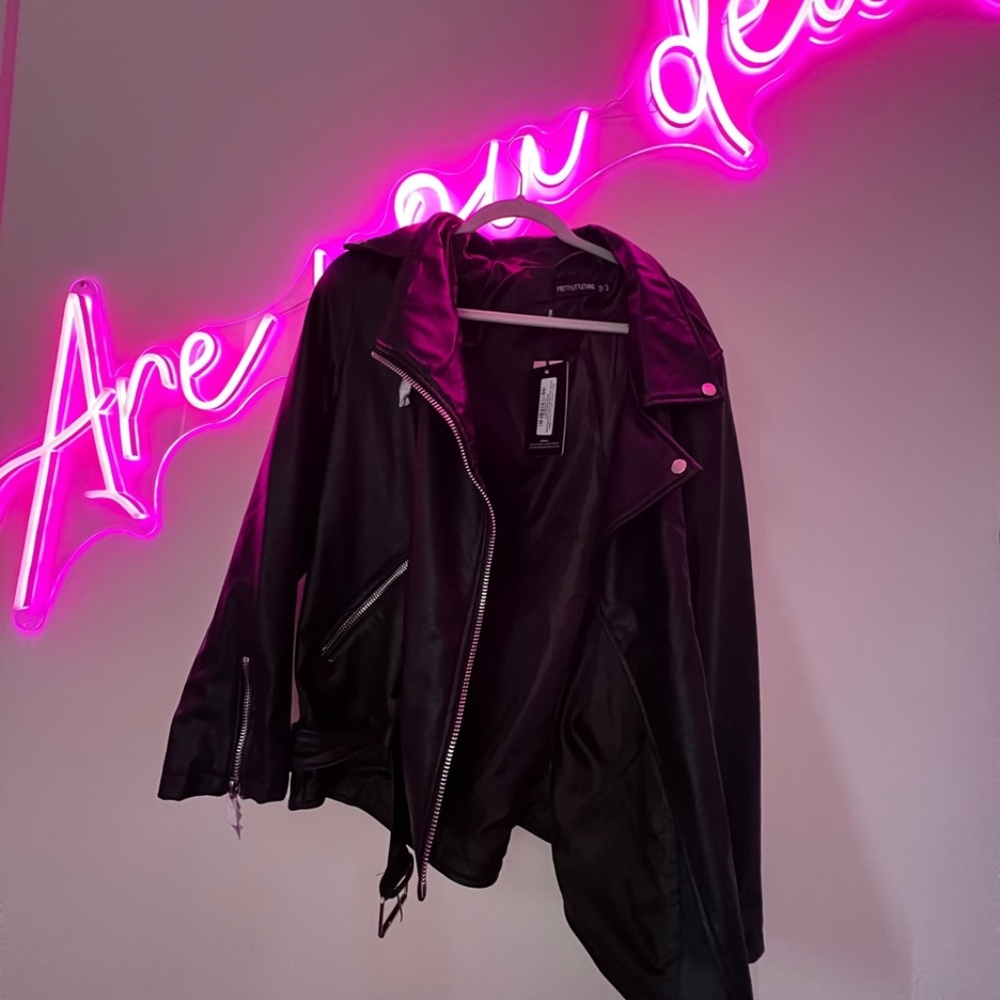 Prettylittlethings Sexy Black Faux Leather Jacket